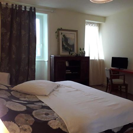 "Soleil Levant" - Stayhome - Appart 6 Quimper Bagian luar foto