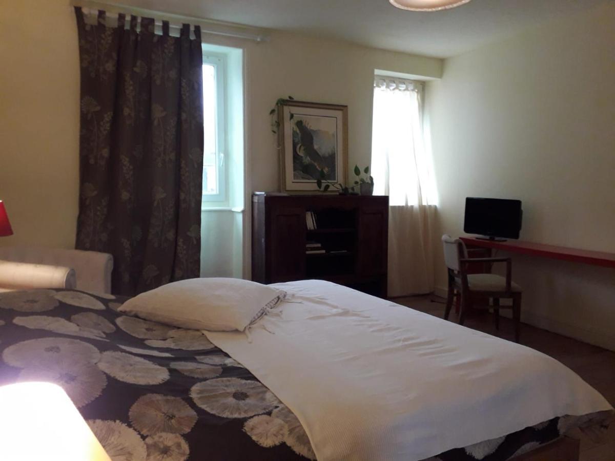 "Soleil Levant" - Stayhome - Appart 6 Quimper Bagian luar foto